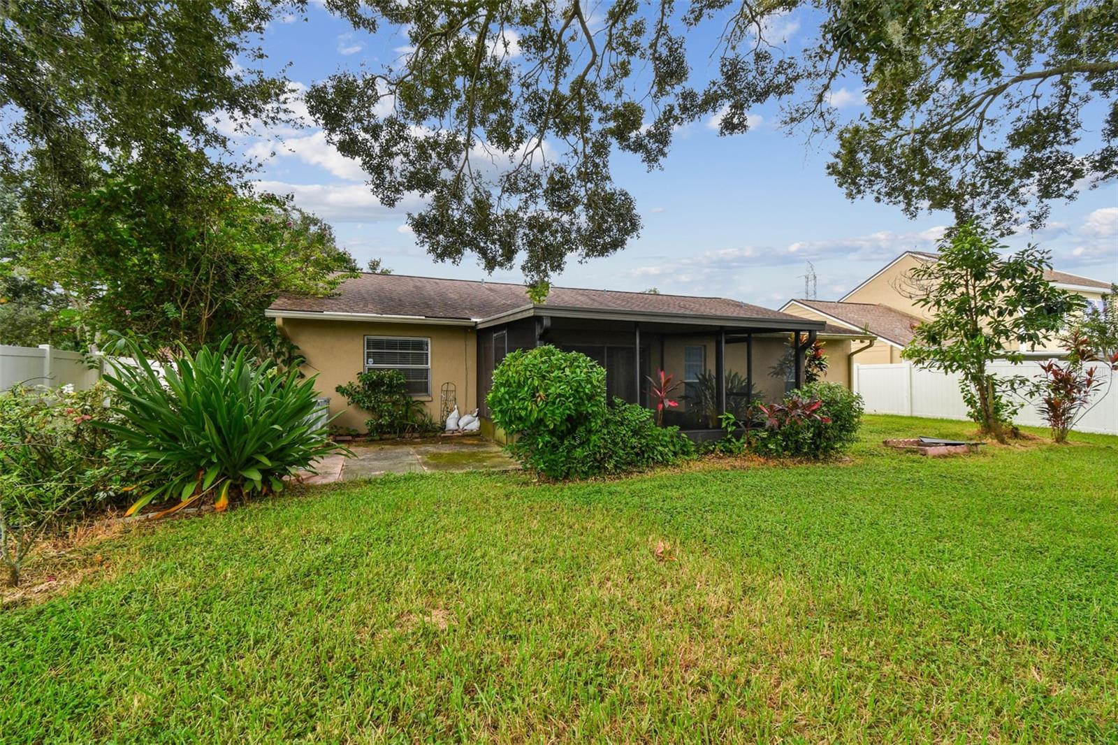 16214 PEBBLEBROOK DR