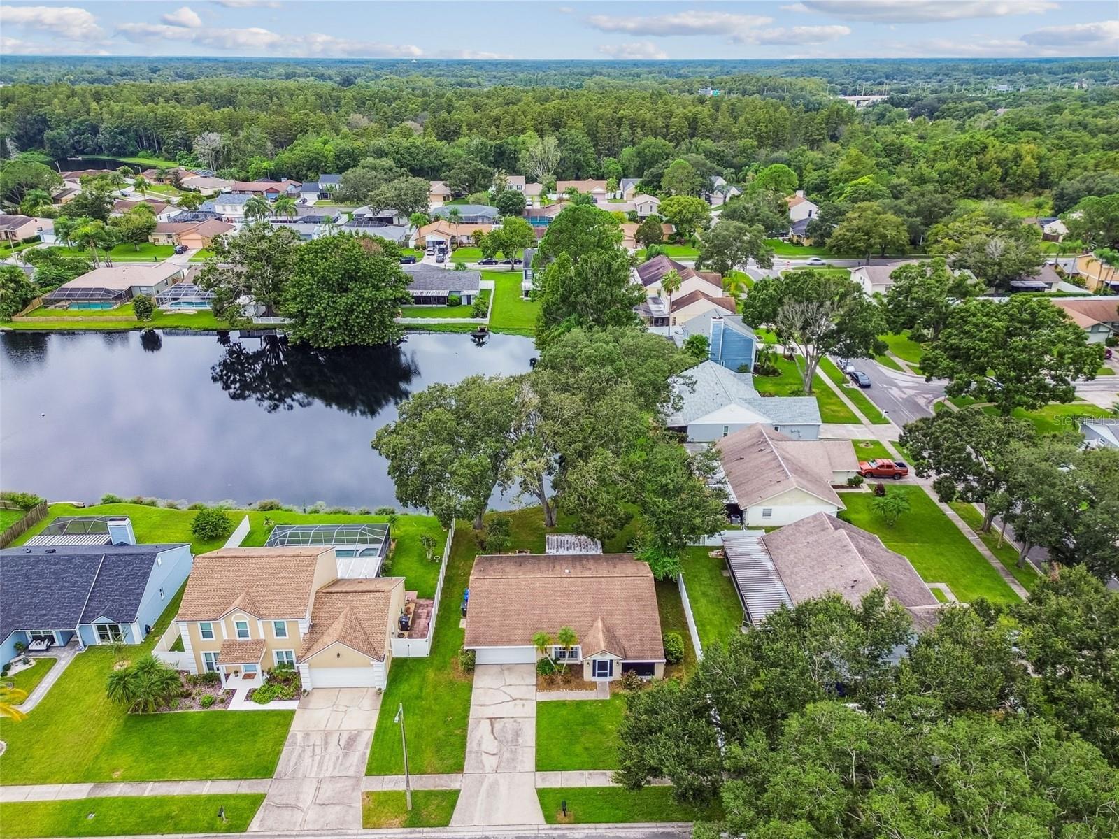 16214 PEBBLEBROOK DR