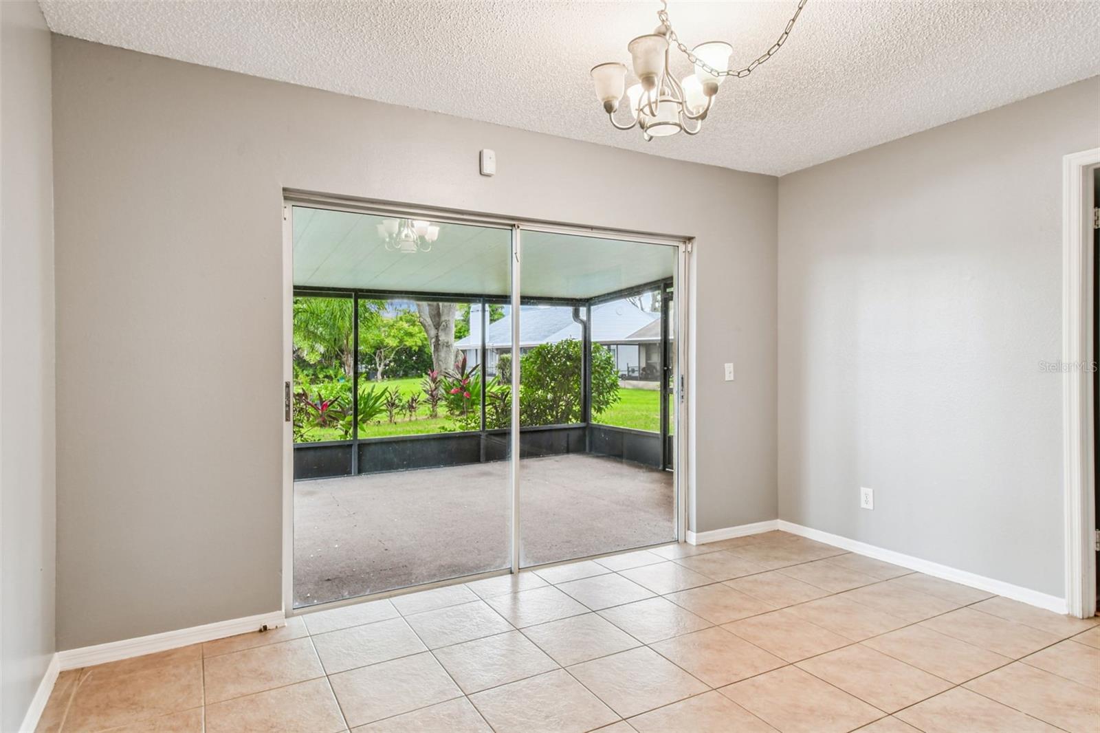 16214 PEBBLEBROOK DR