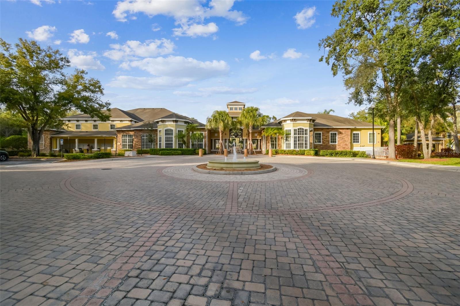 10209 COURTNEY PALMS BLVD #101