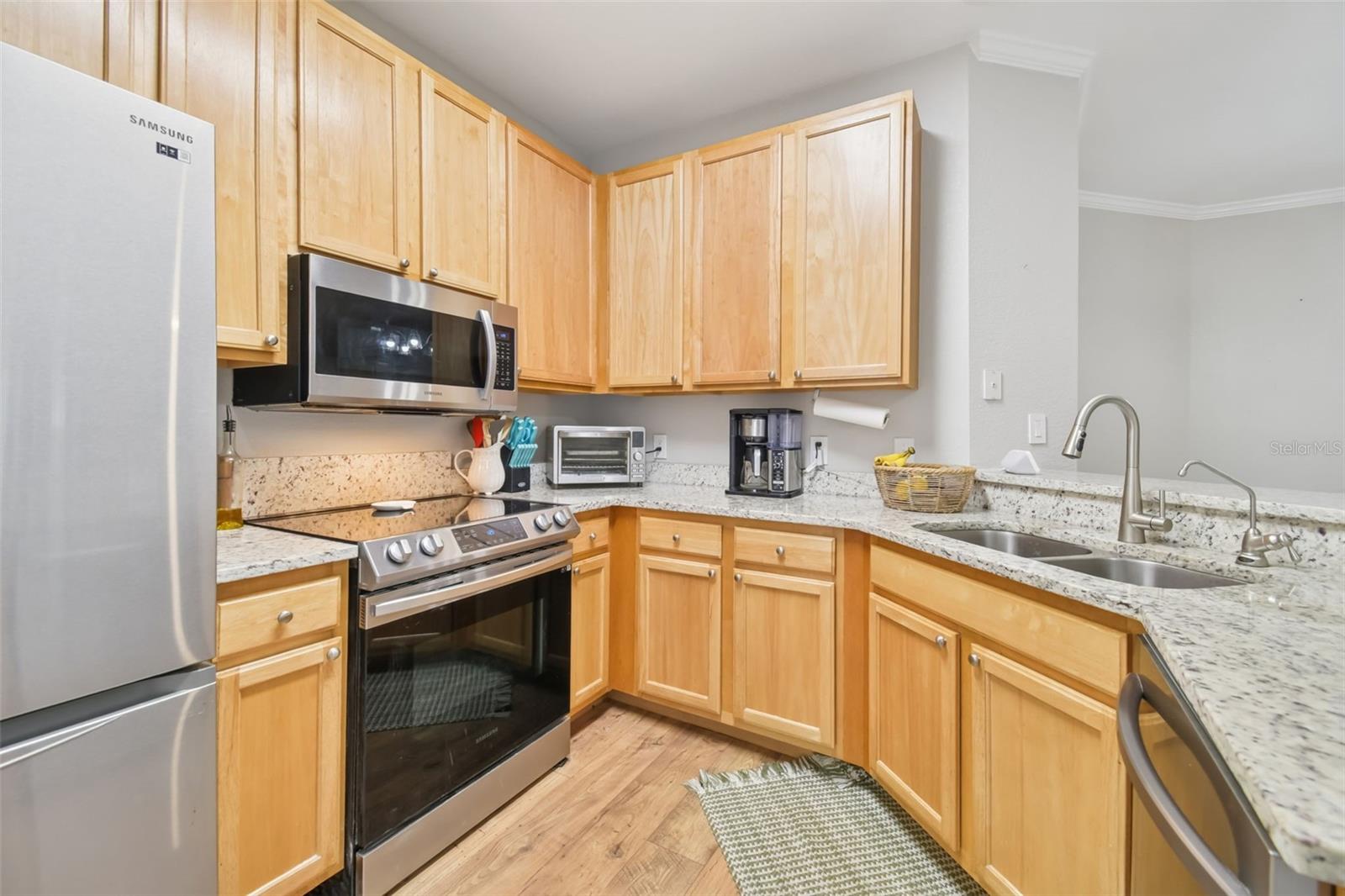 10209 COURTNEY PALMS BLVD #101