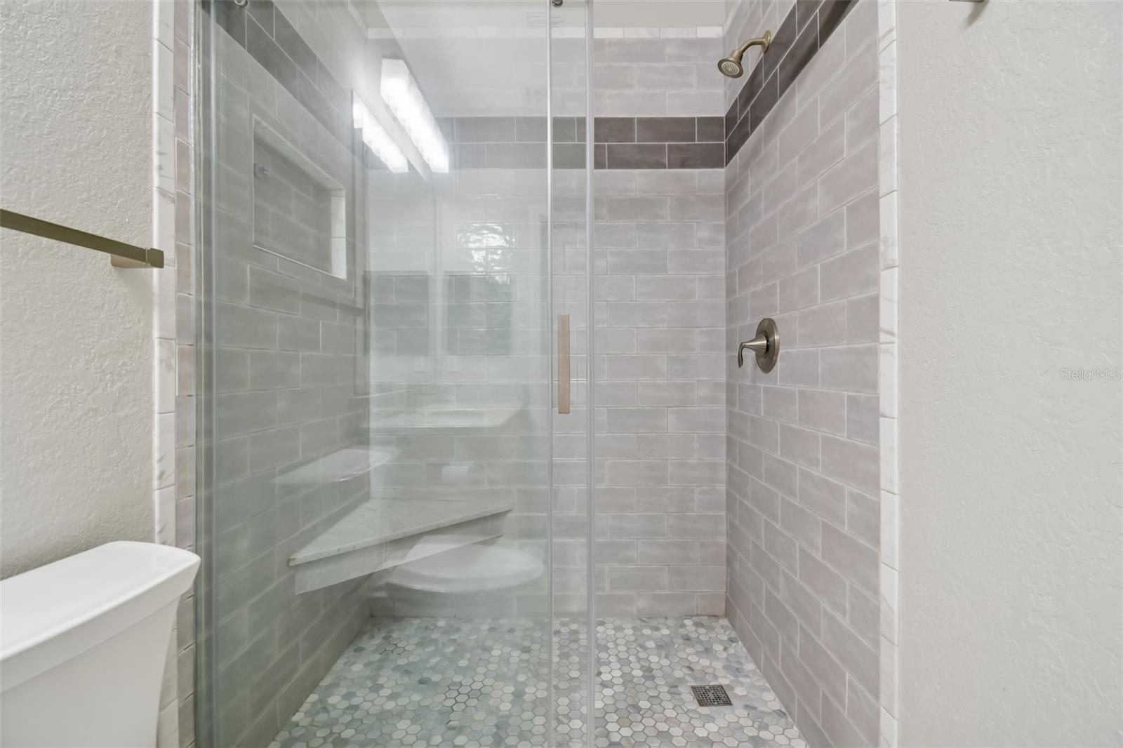 10209 COURTNEY PALMS BLVD #101