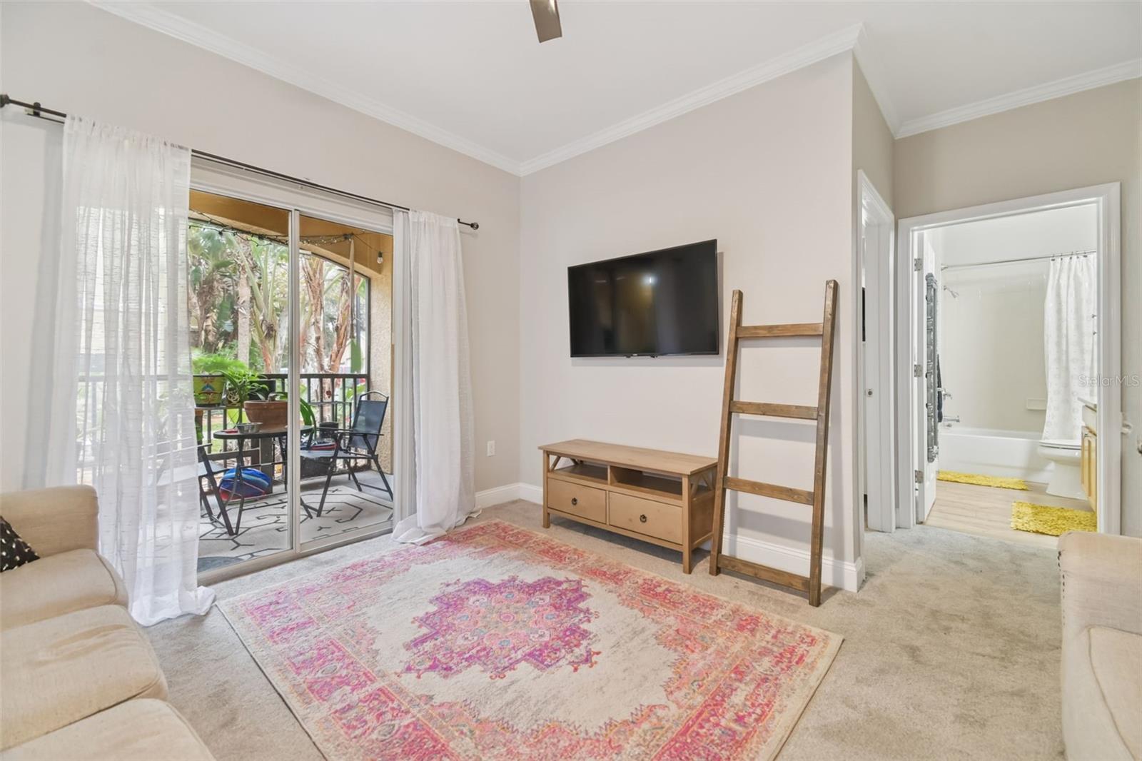 10209 COURTNEY PALMS BLVD #101