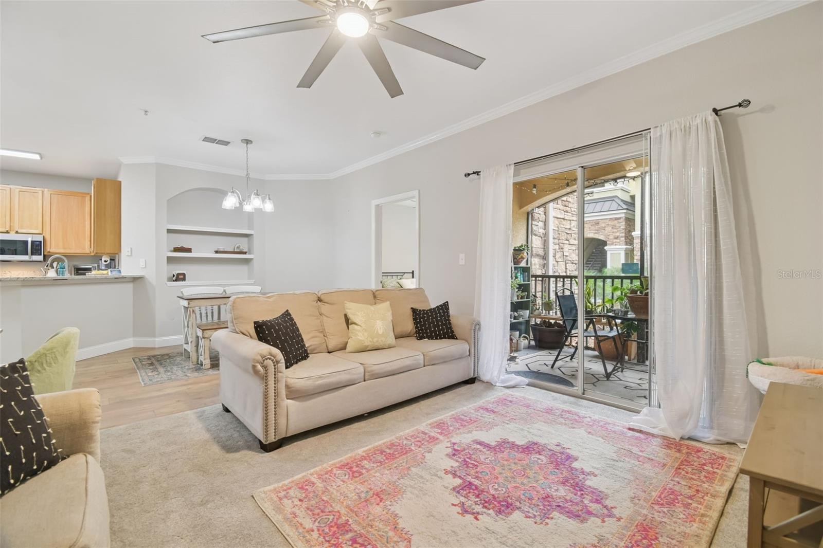 10209 COURTNEY PALMS BLVD #101