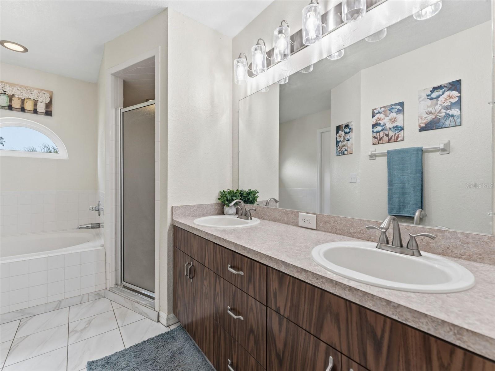 2273 GARDEN CHASE DR