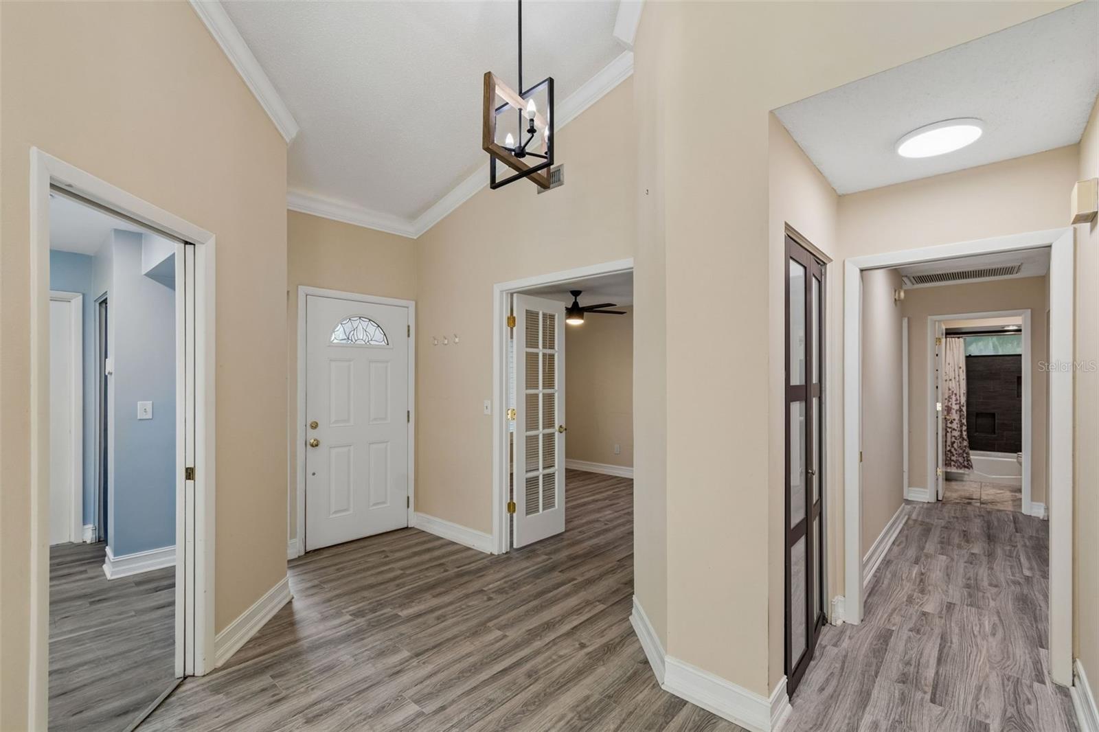 14675 VILLAGE GLEN CIR