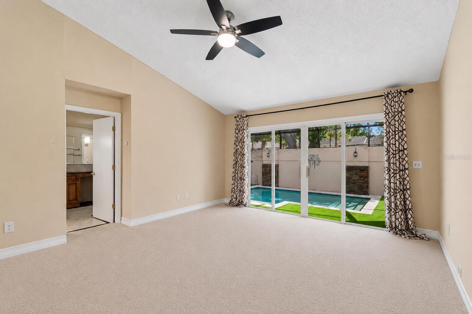 14675 VILLAGE GLEN CIR