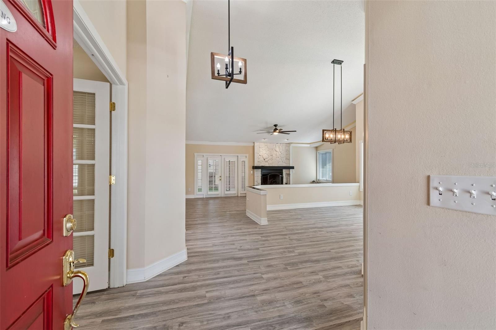 14675 VILLAGE GLEN CIR