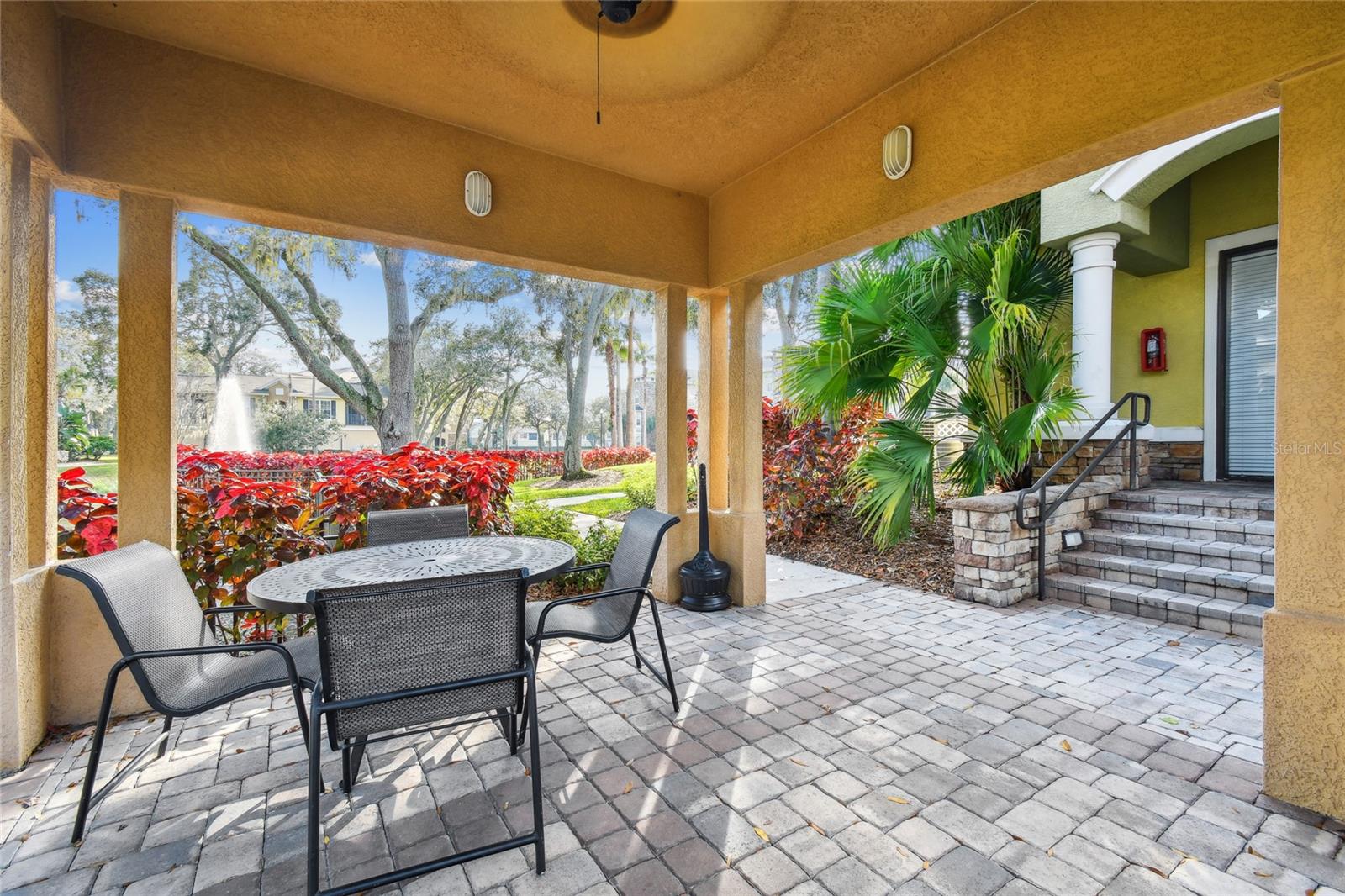 10203 COURTNEY PALMS BLVD #103