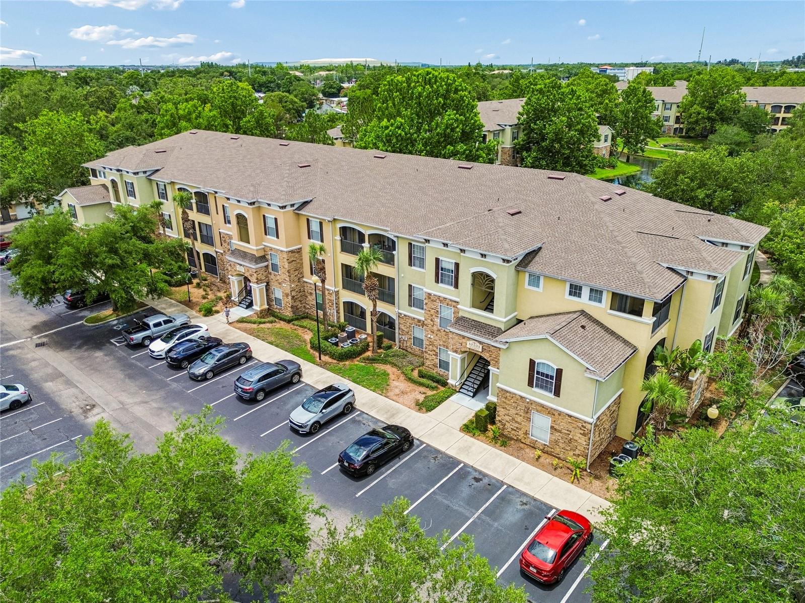 10203 COURTNEY PALMS BLVD #103