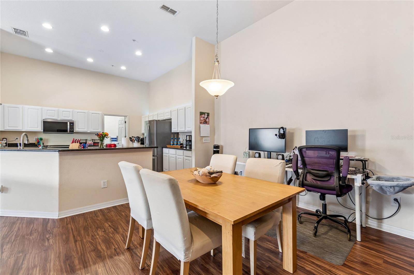 21041 SUNPOINT WAY #201
