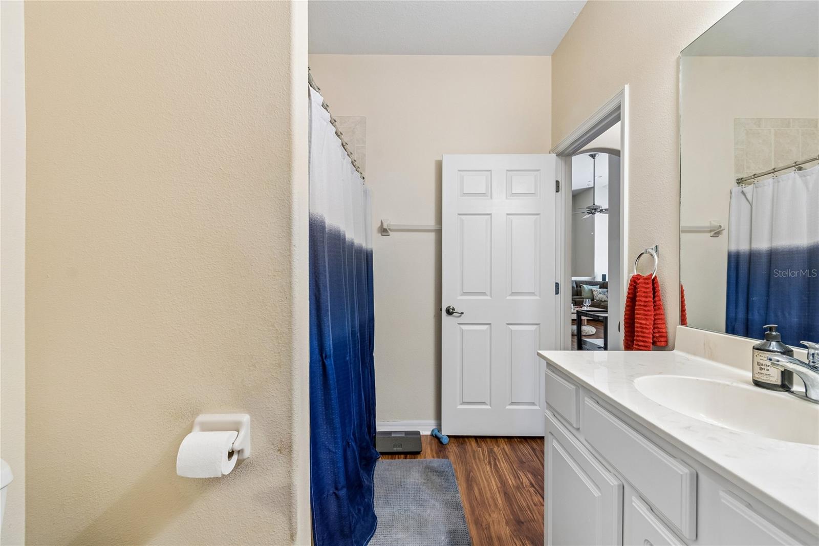 21041 SUNPOINT WAY #201