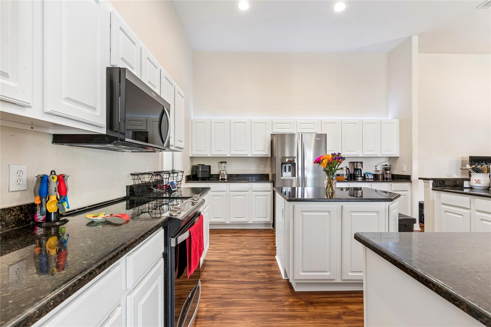 21041 SUNPOINT WAY #201