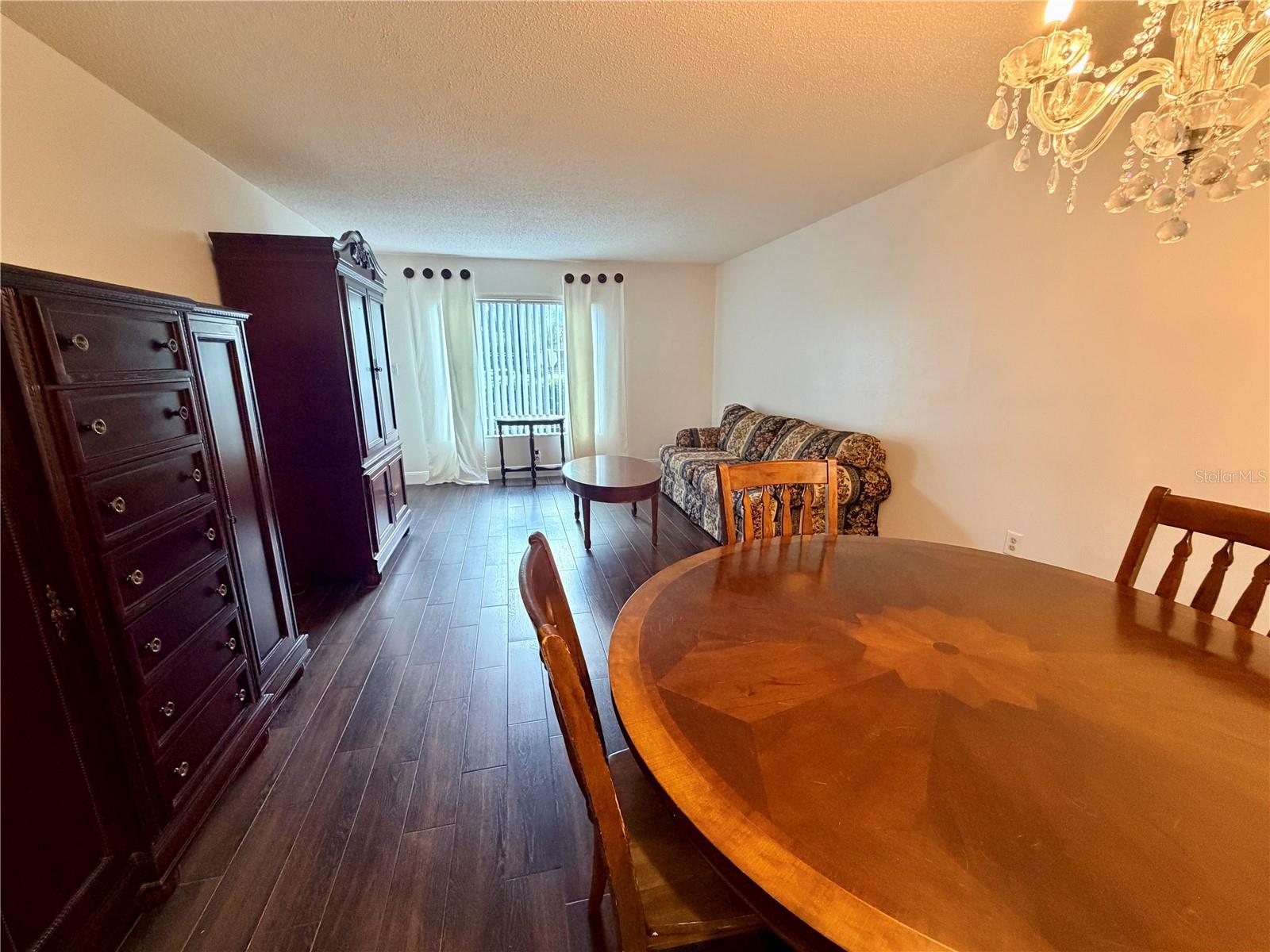 13602 S VILLAGE DR #1106