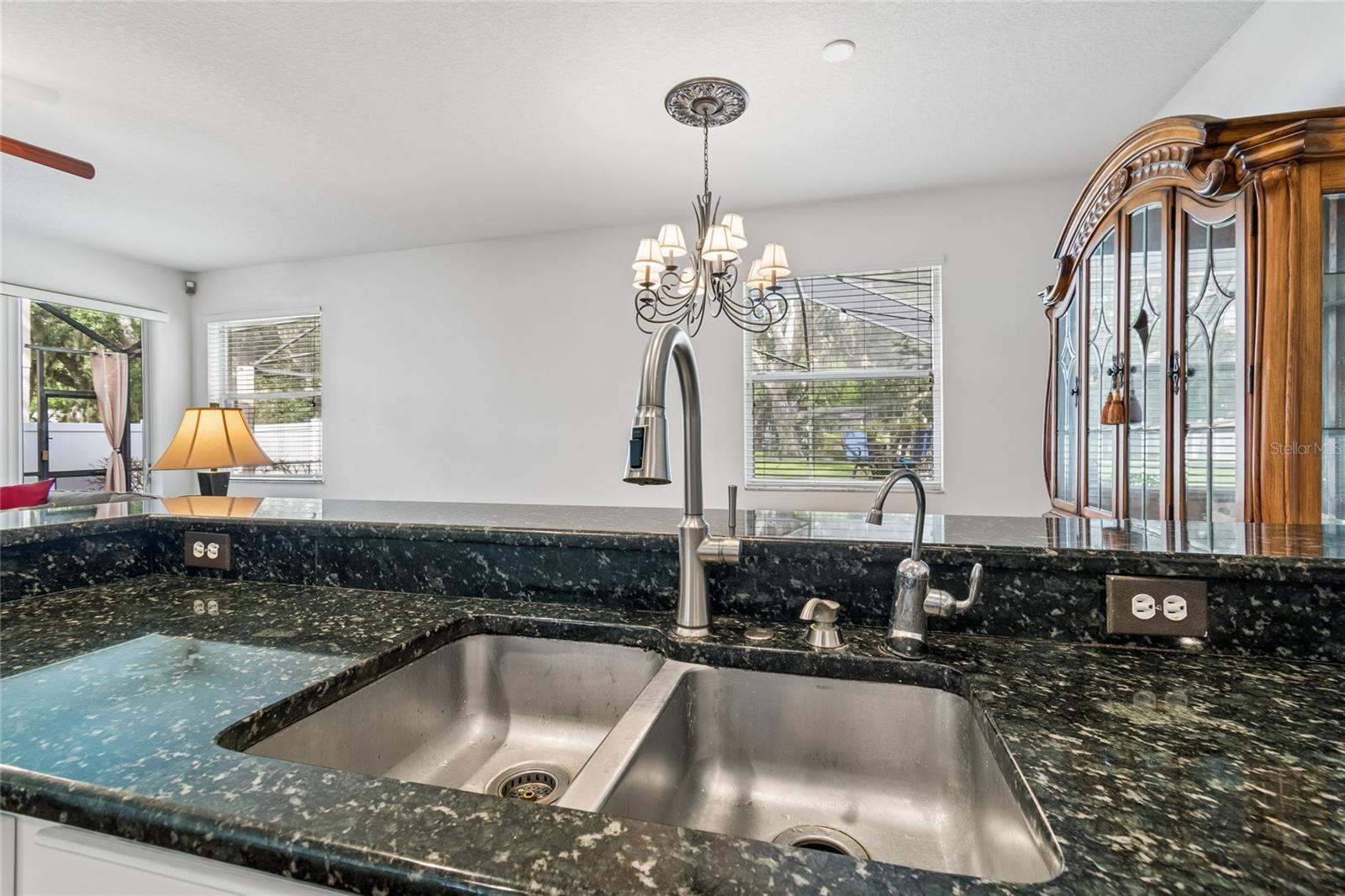 11232 CREEK HAVEN DR