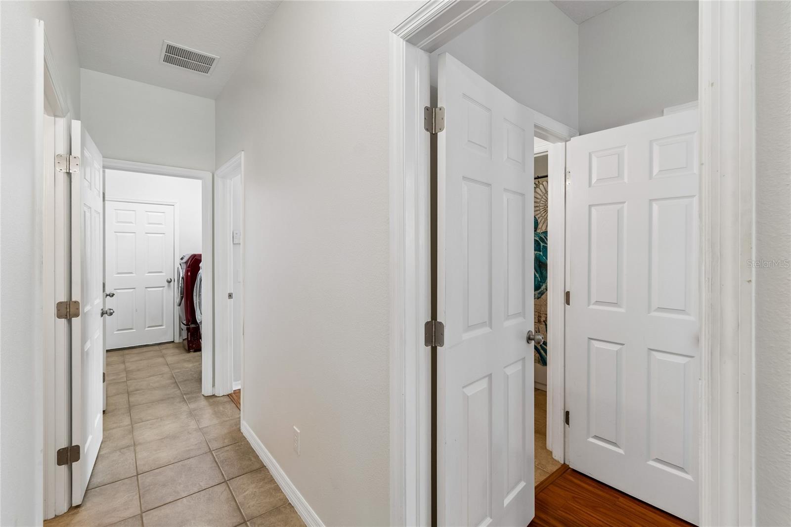 11232 CREEK HAVEN DR