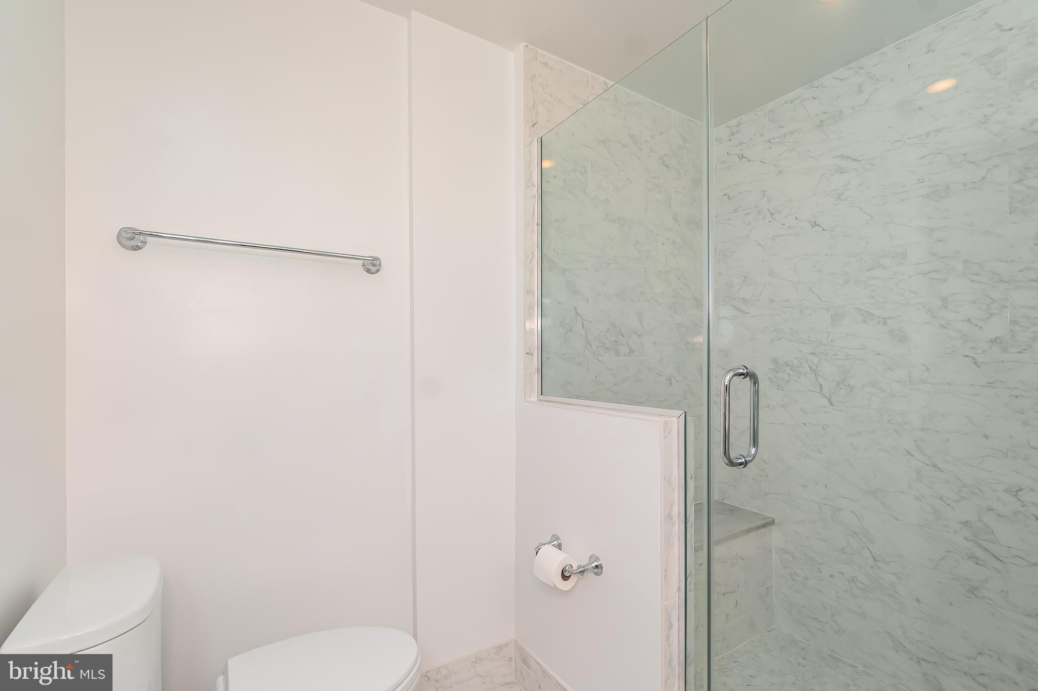 1340 NICHOLSON ST NW #5