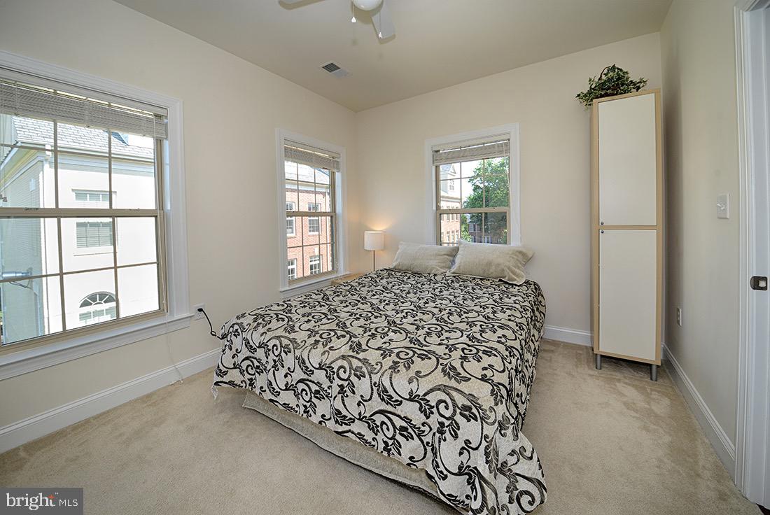 4313 4th Ct N