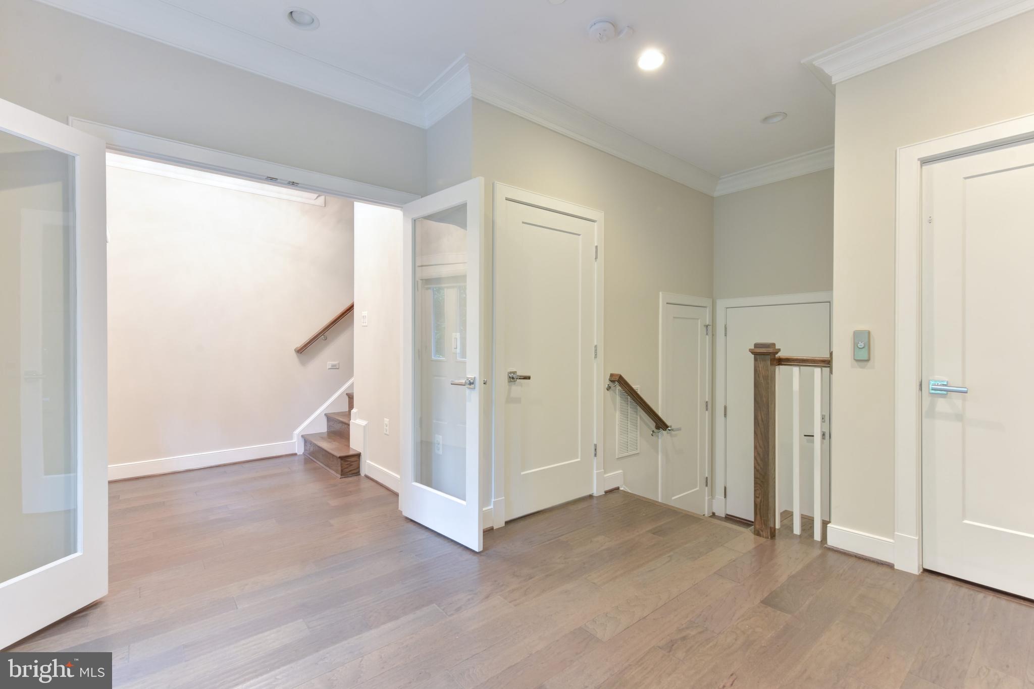 1514 16TH CT N