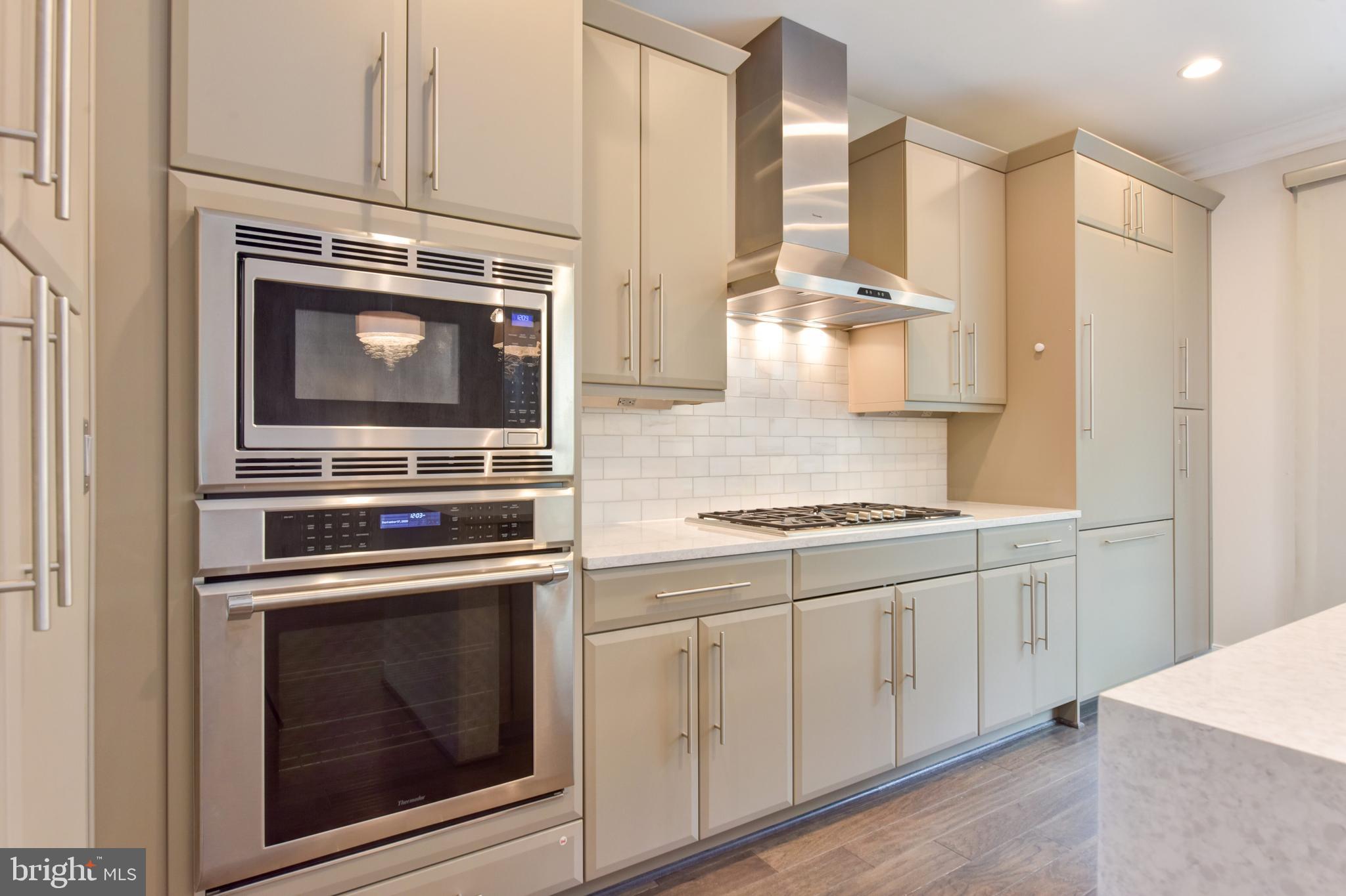 1514 16TH CT N