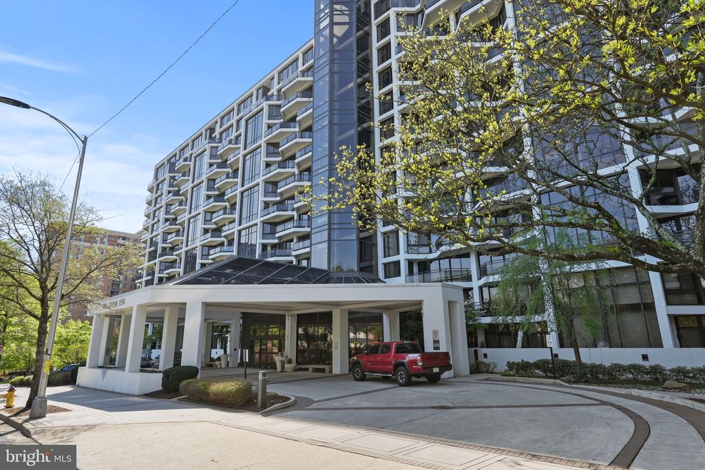 1530 Key Blvd #414