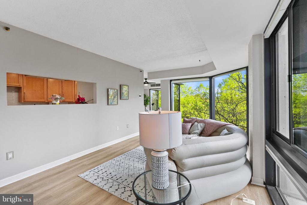 1530 Key Blvd #414