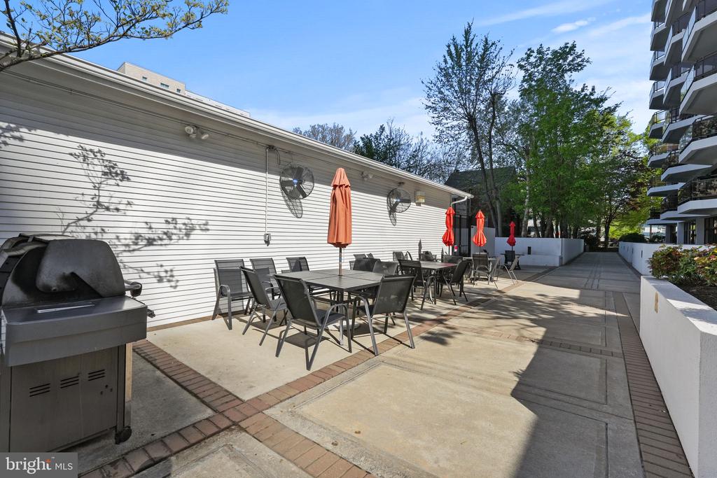 1530 Key Blvd #414