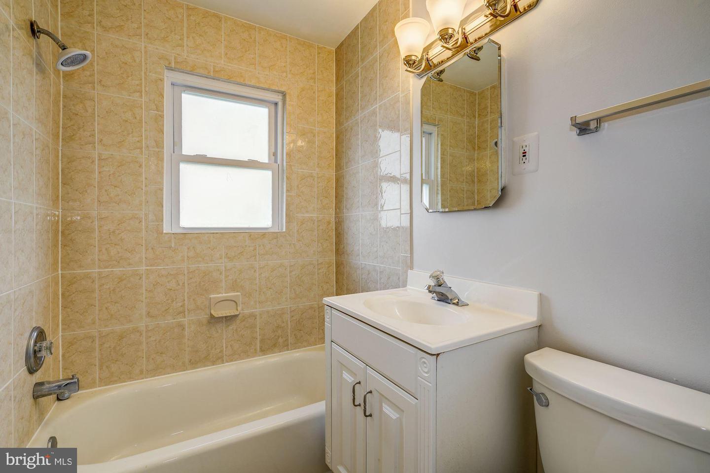 2601 WASHINGTON BLVD #2