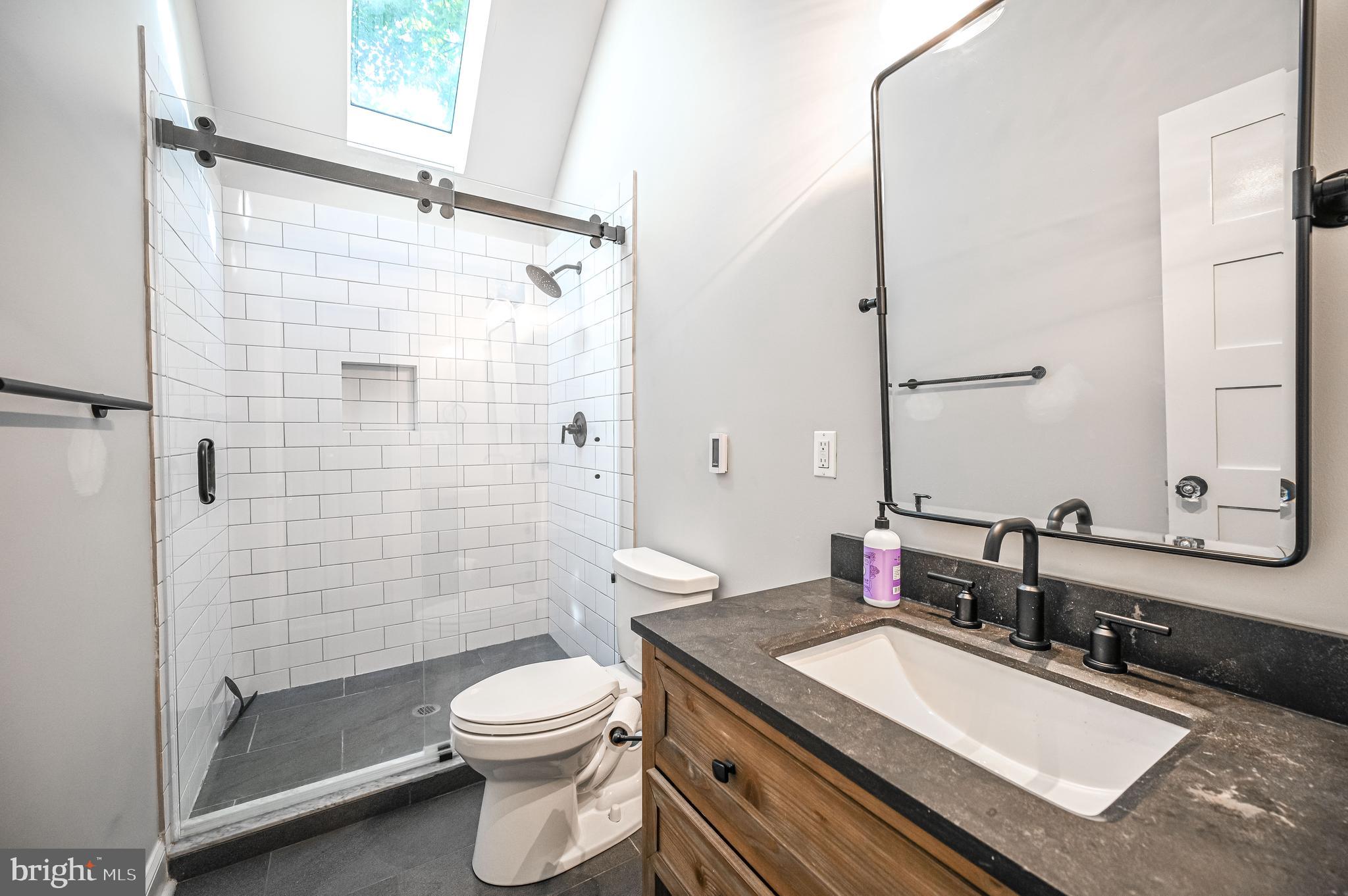 2314 N KENMORE STREET