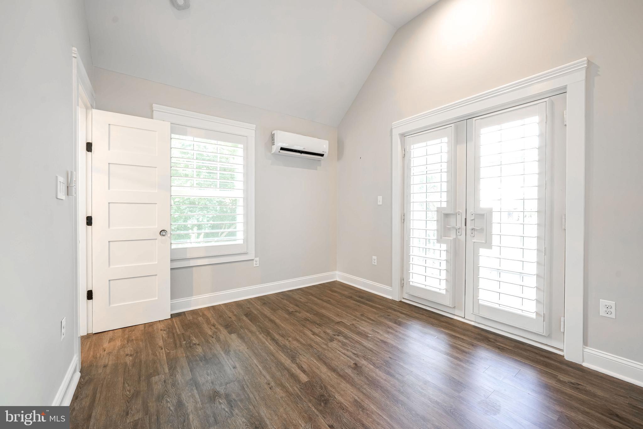 2314 N KENMORE STREET