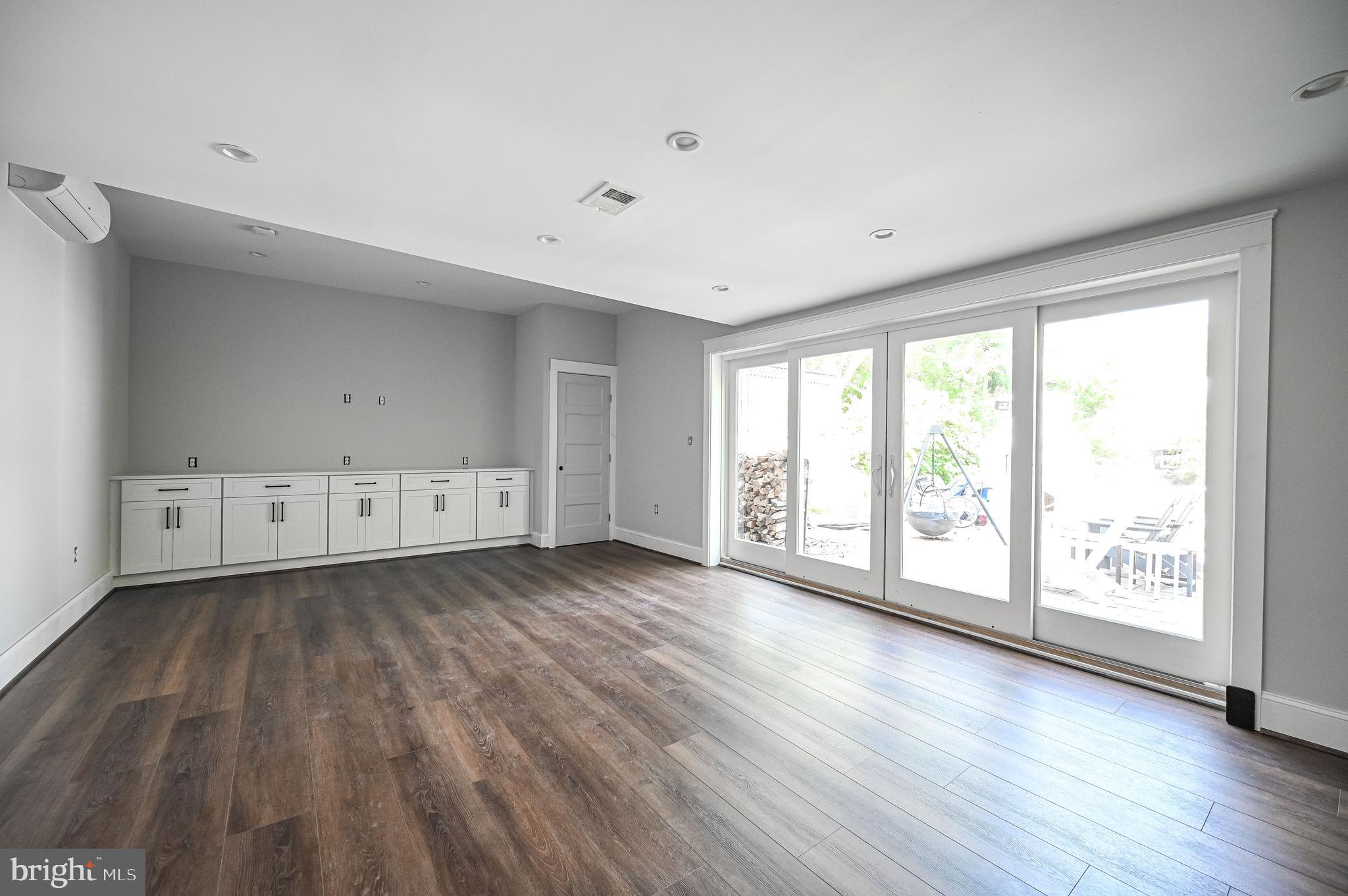 2314 N KENMORE STREET