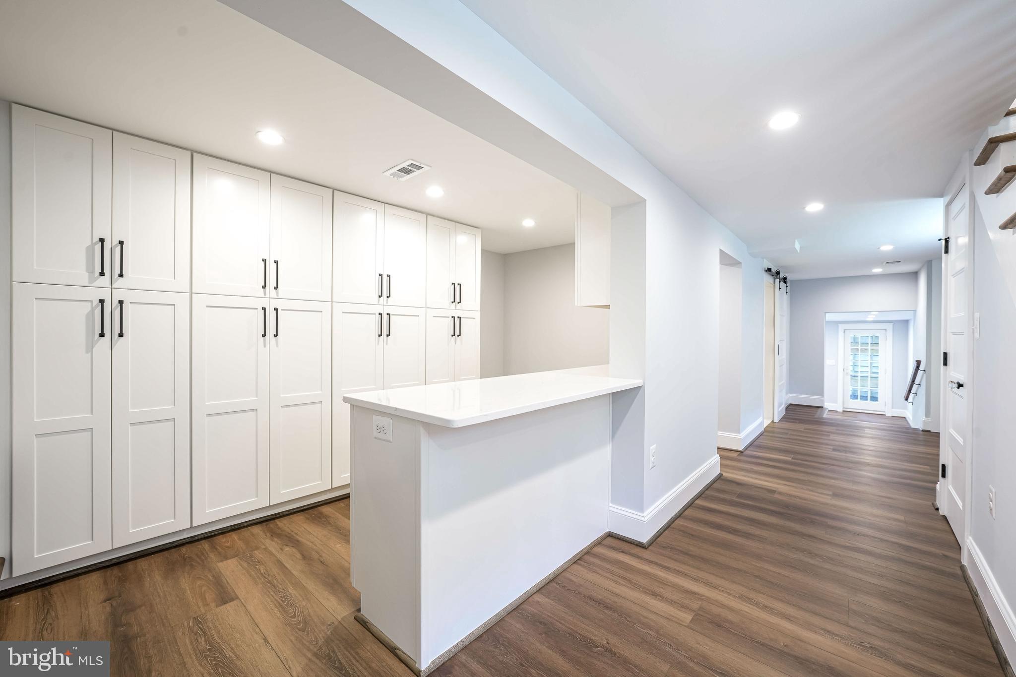 2314 N KENMORE STREET