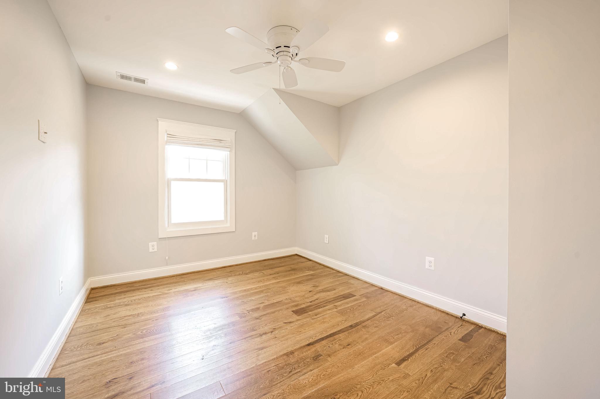 2314 N KENMORE STREET