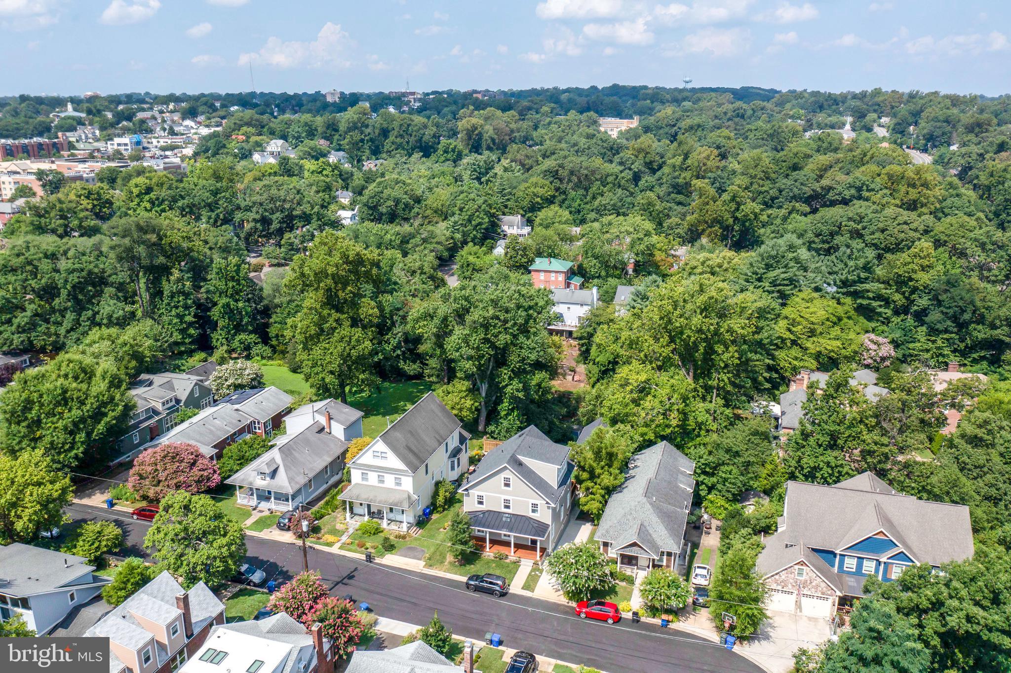 2314 N KENMORE STREET