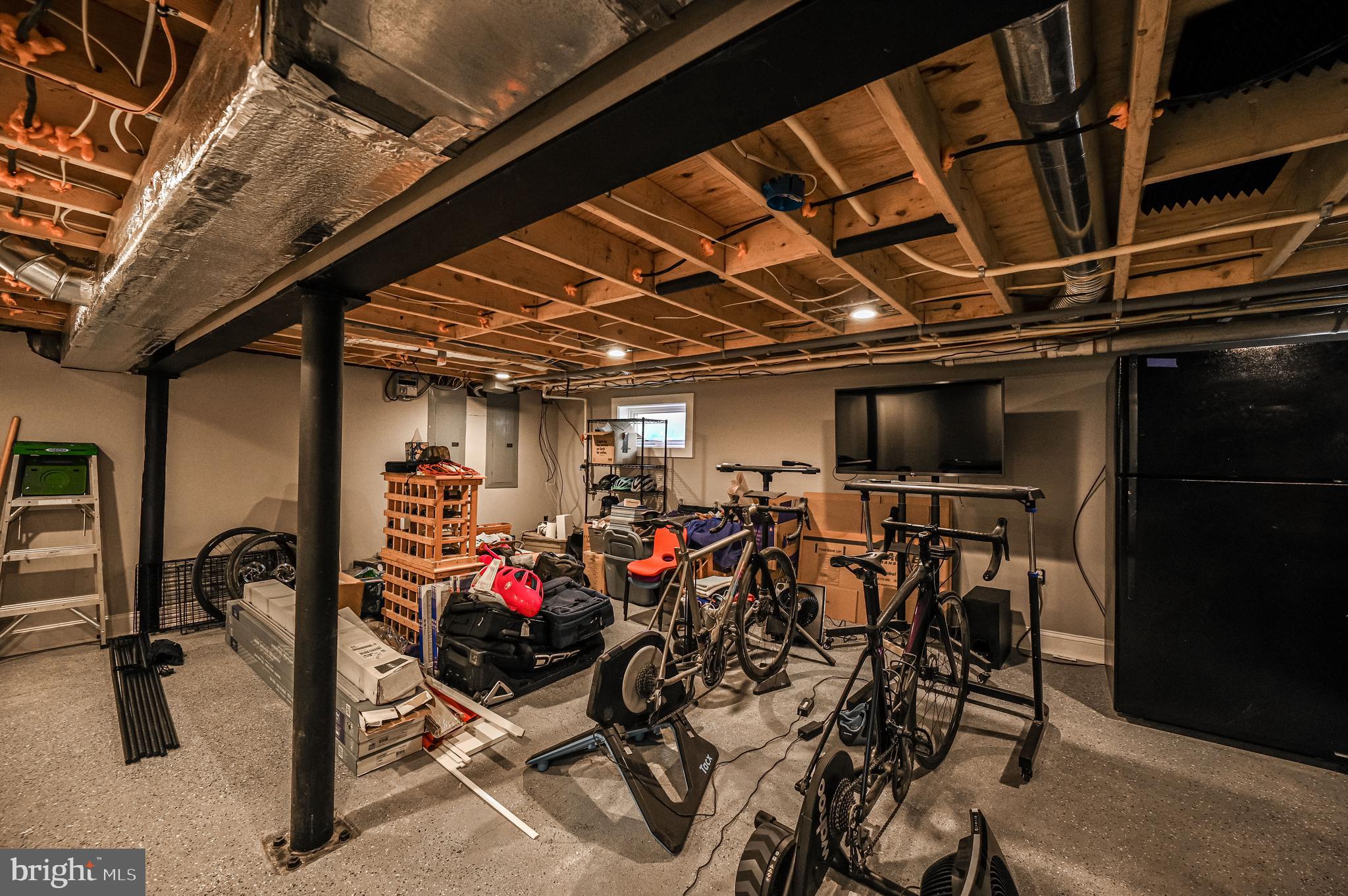 2314 N KENMORE STREET