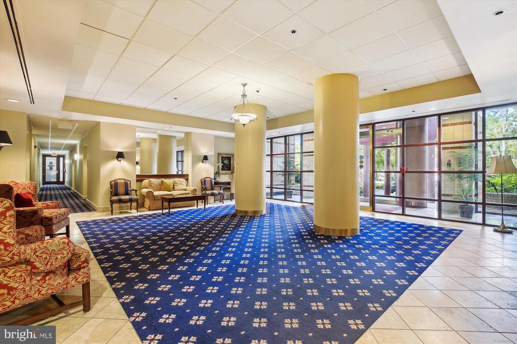 2400 CLARENDON BLVD #511