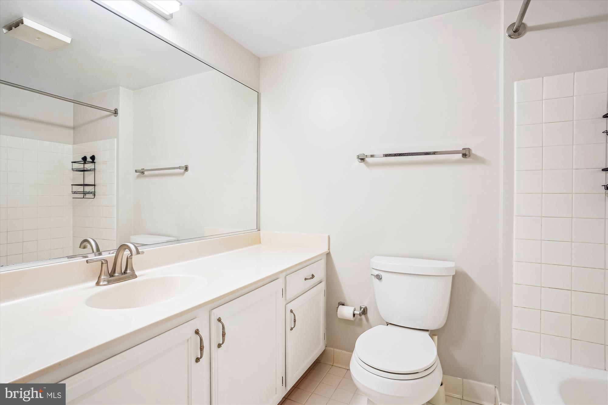 2400 CLARENDON BLVD #511