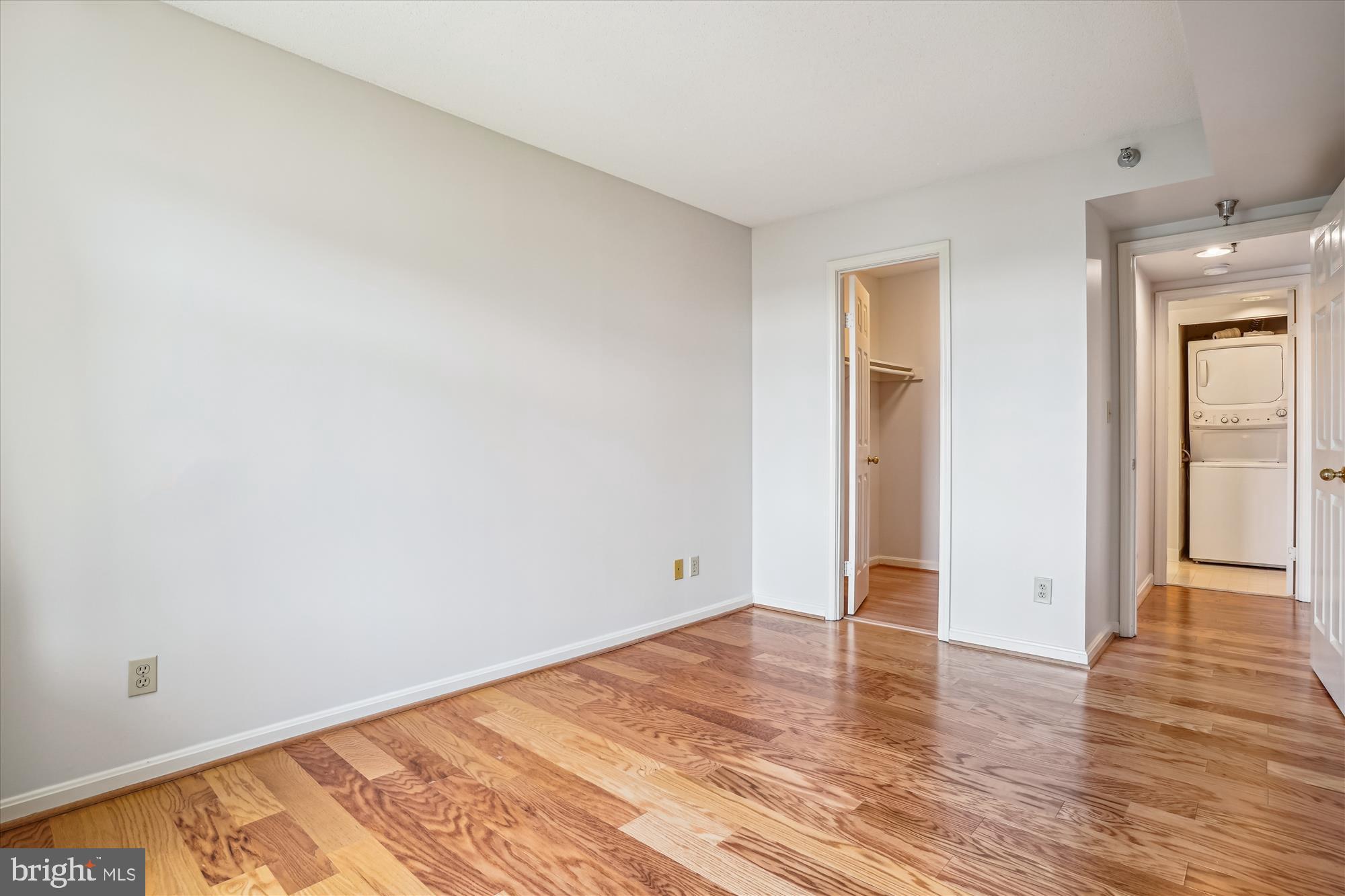 2400 CLARENDON BLVD #511