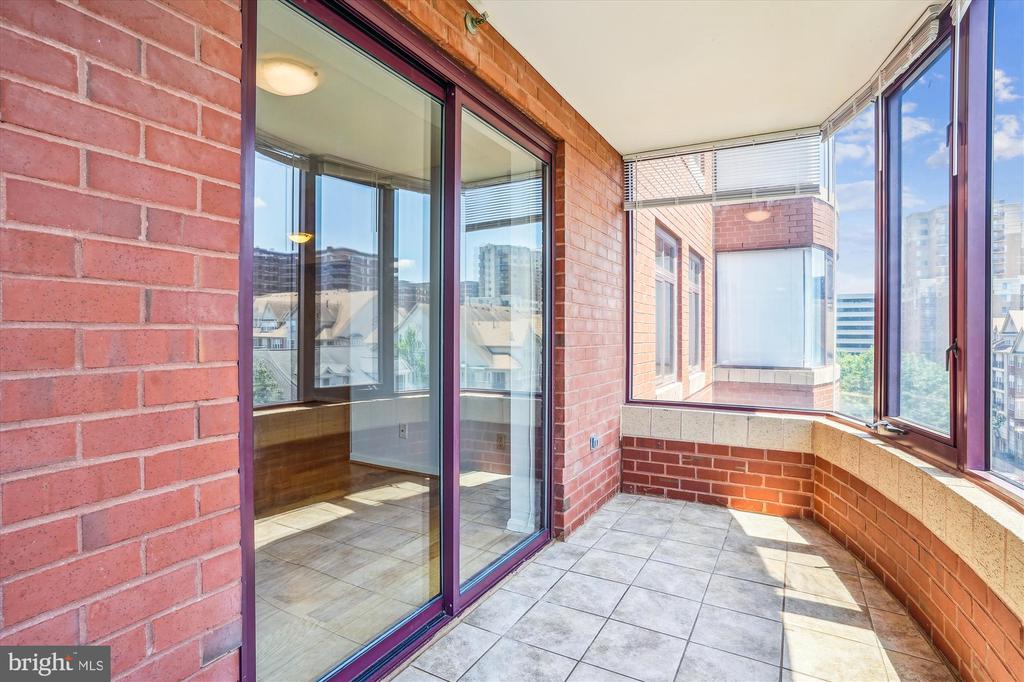 2400 CLARENDON BLVD #511
