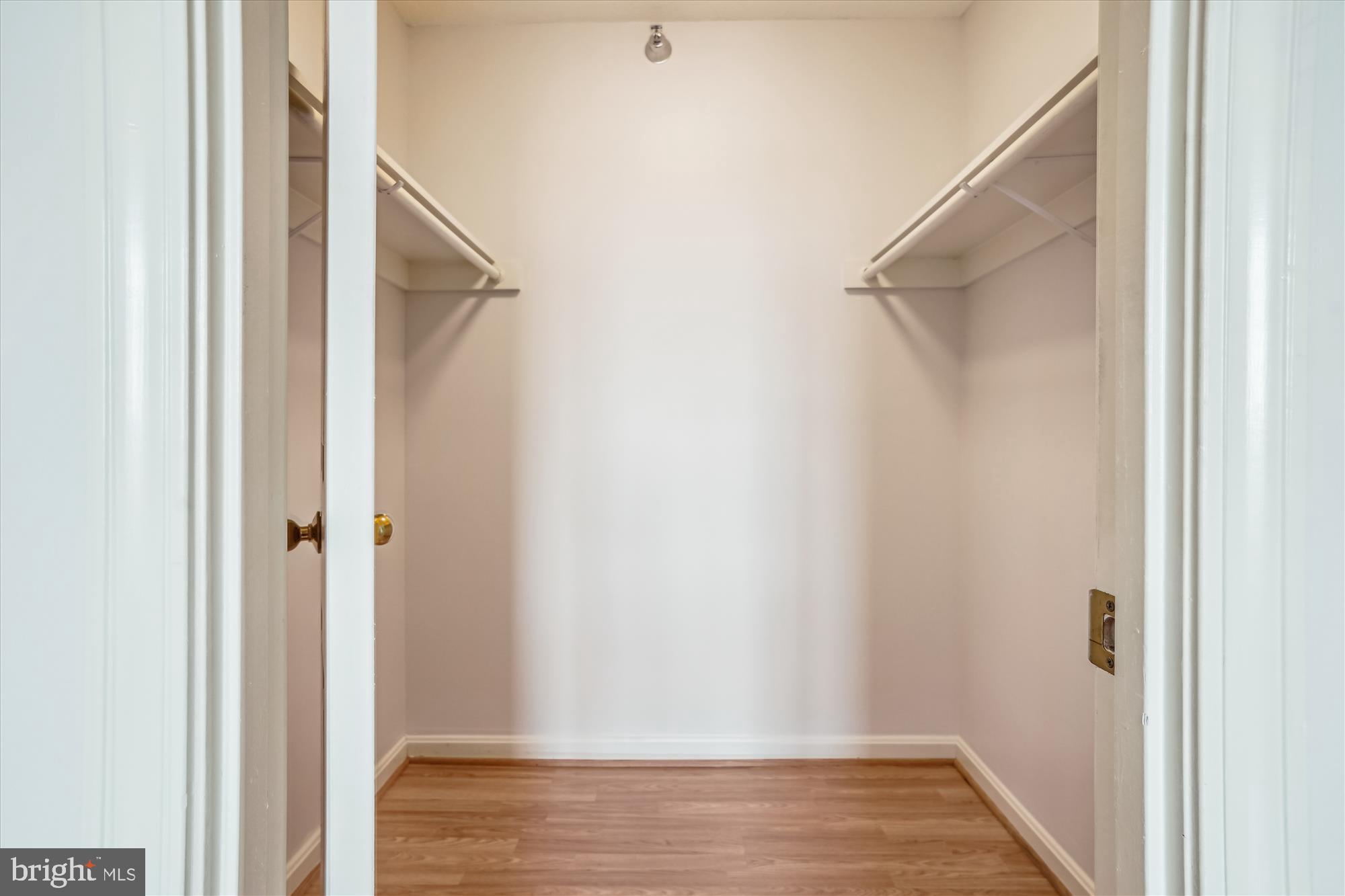 2400 CLARENDON BLVD #511