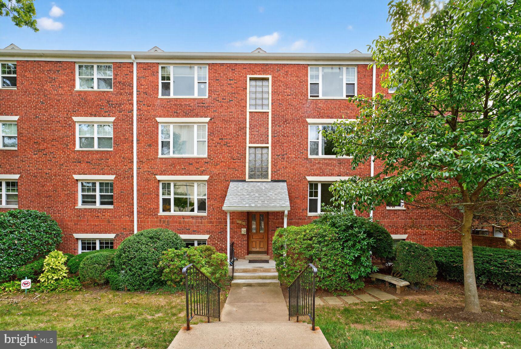 1404 12TH STREET N 21