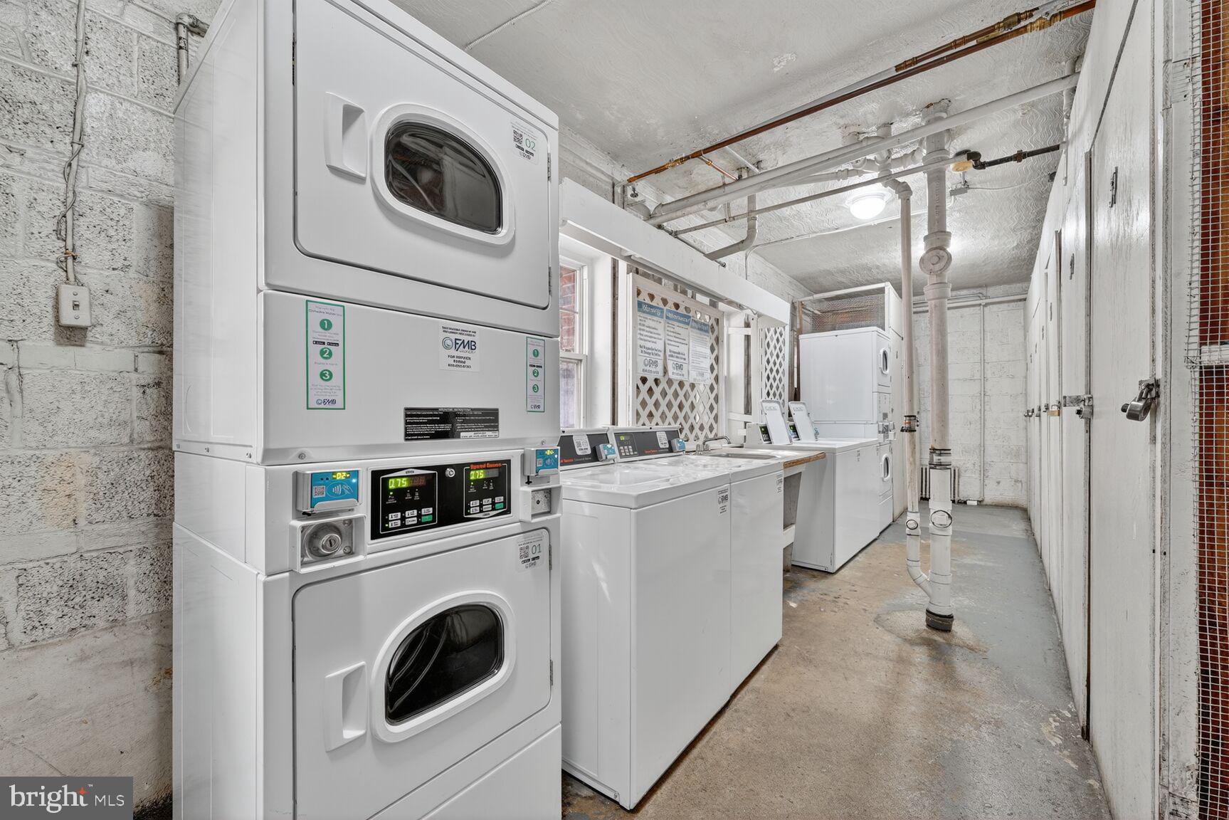 1404 12TH STREET N 21