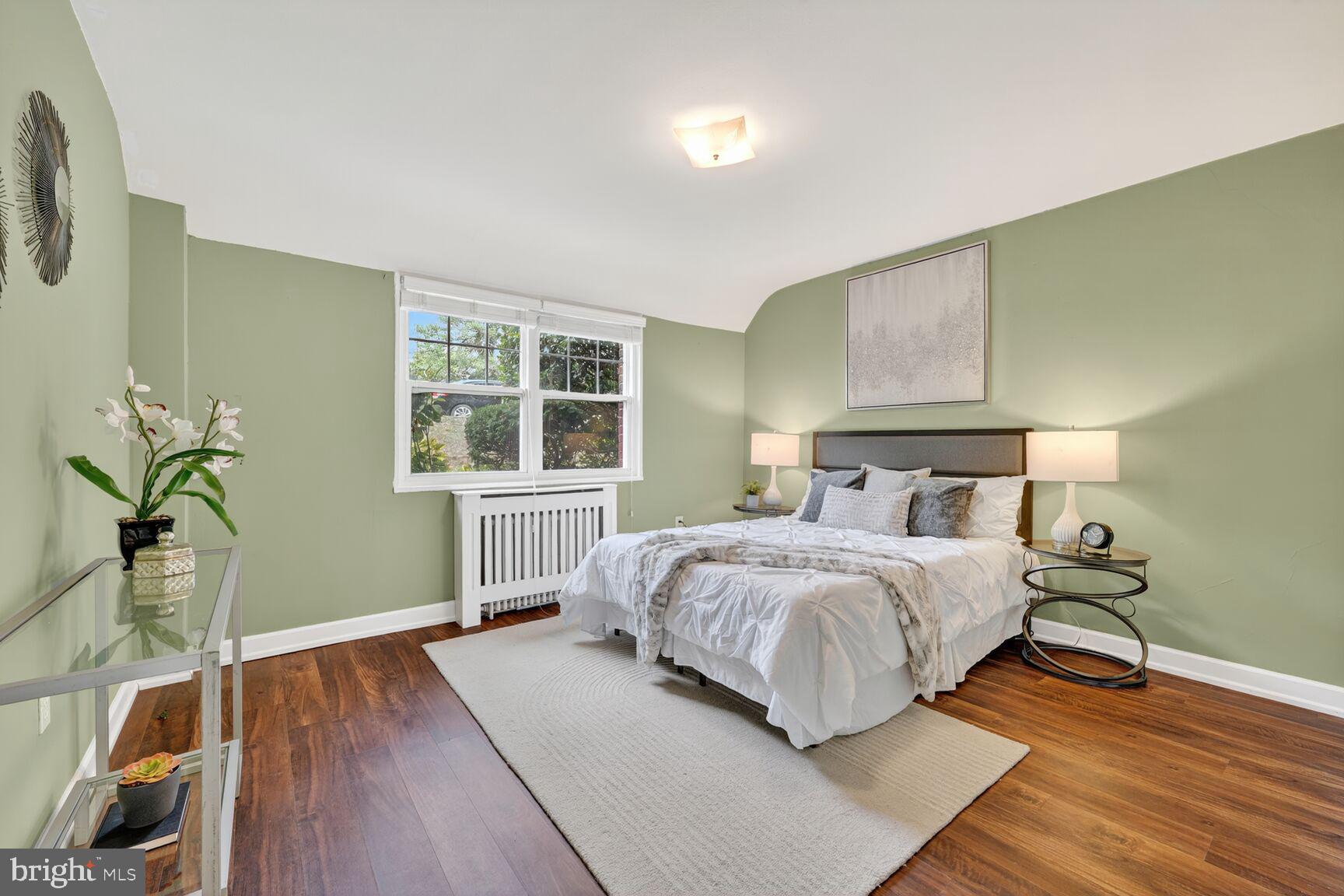 1404 12TH STREET N 21