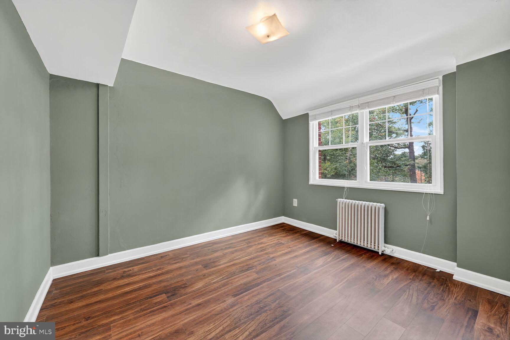 1404 12TH STREET N 21