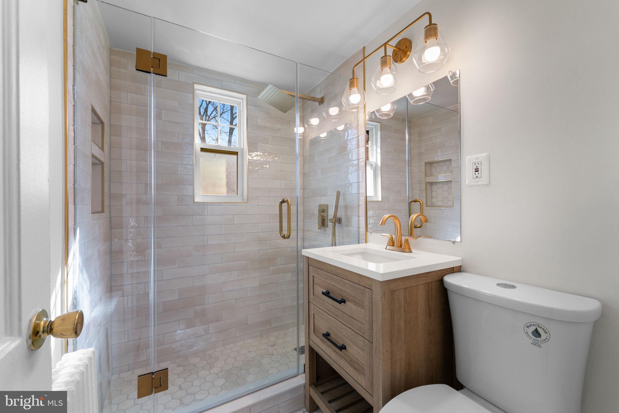 1404 12TH STREET N 21