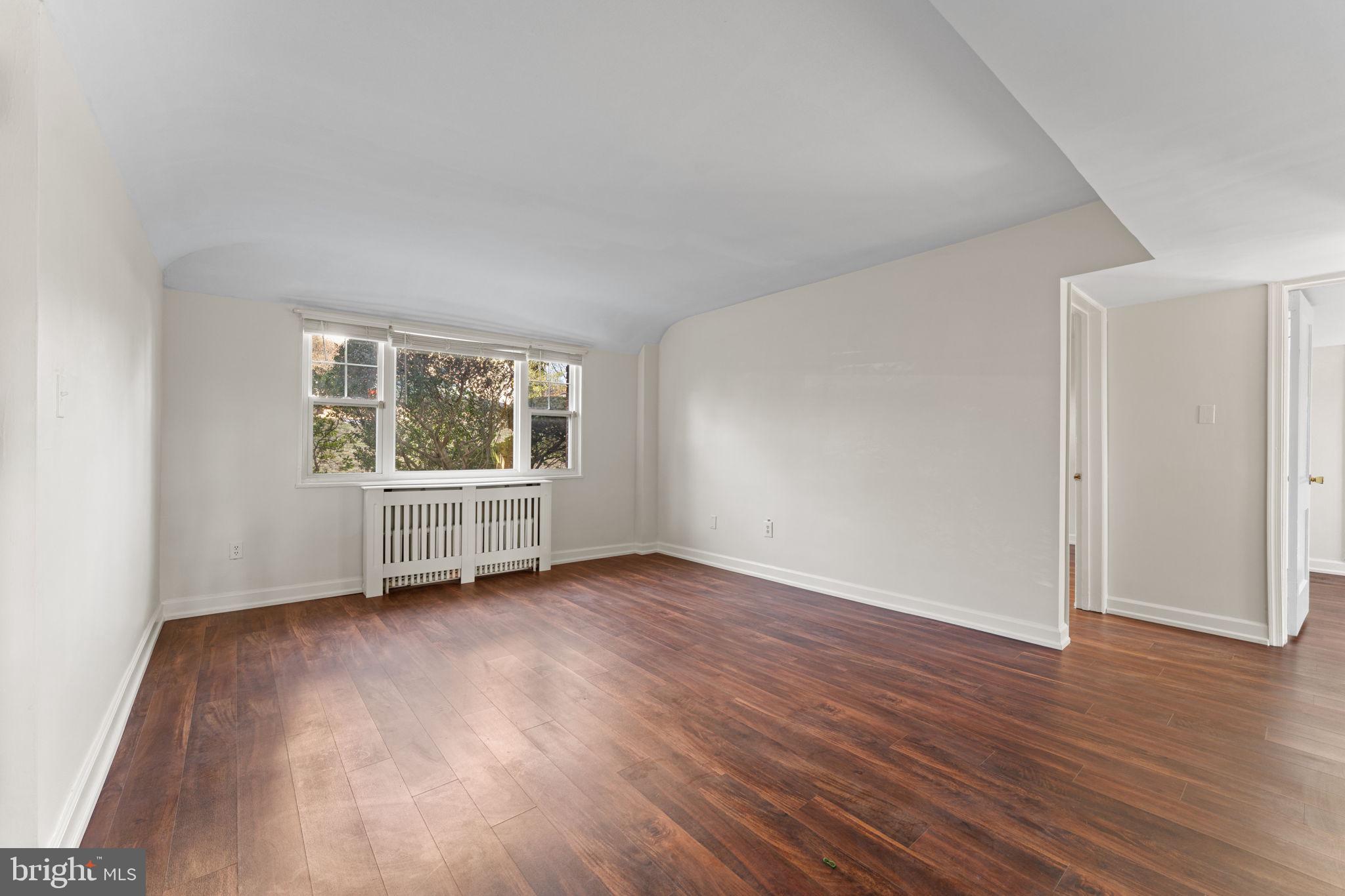 1404 12TH STREET N 21