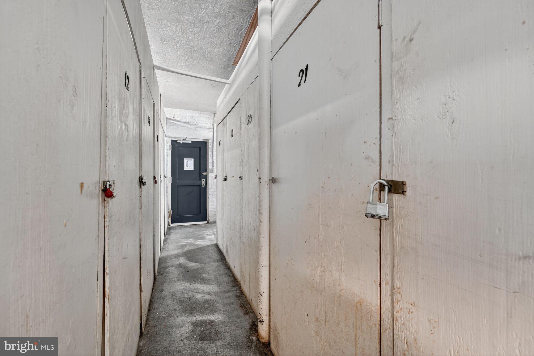 1404 12TH STREET N 21