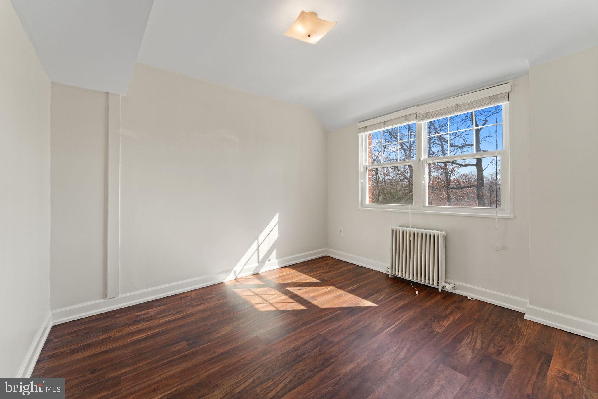 1404 12TH STREET N 21