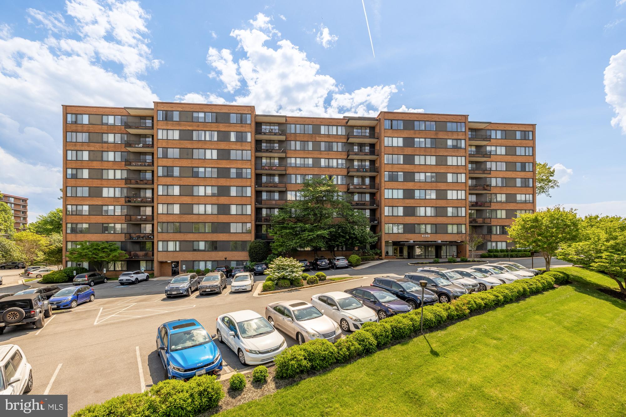 4390 LORCOM LANE 510