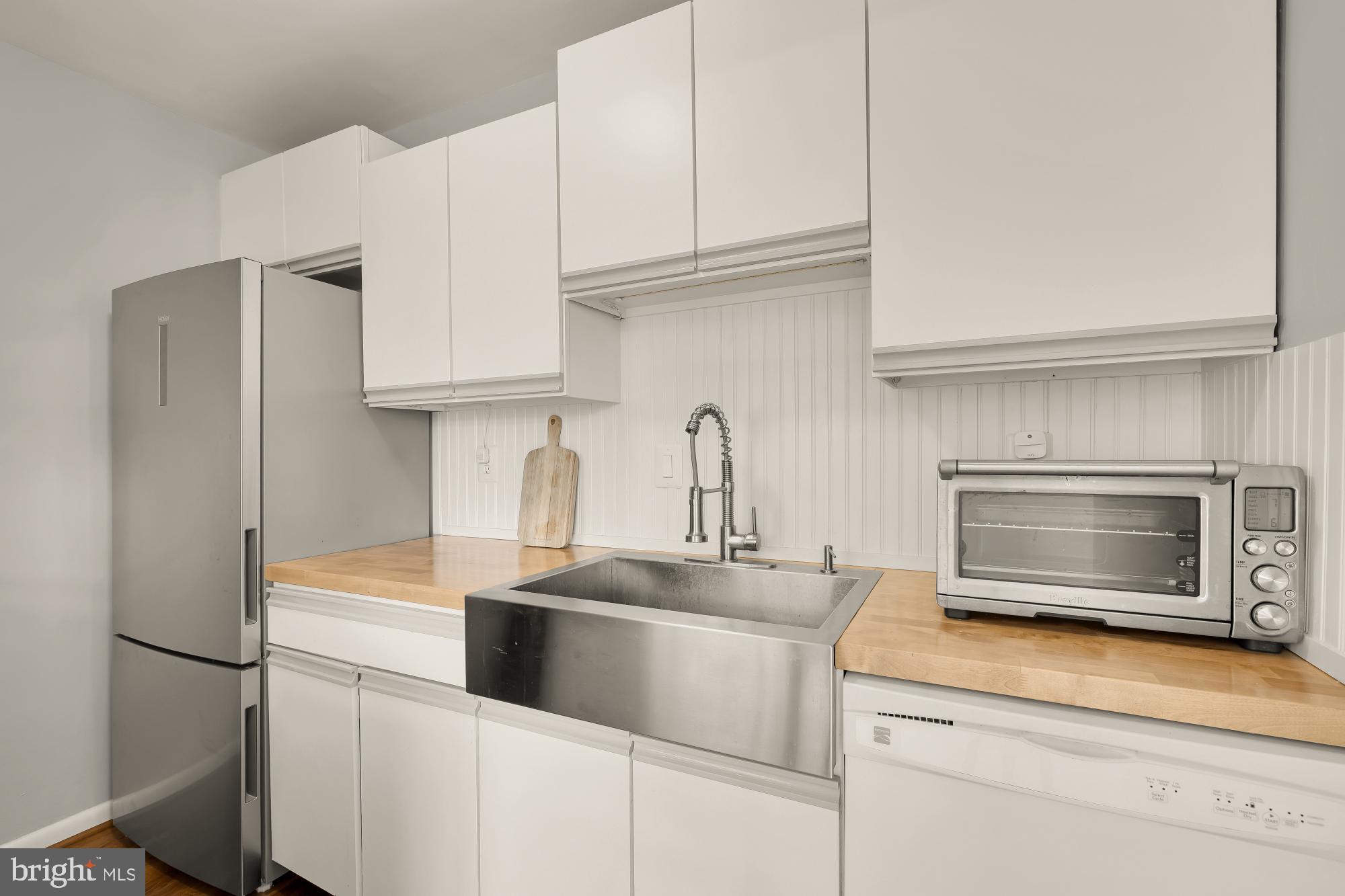 4390 LORCOM LANE 510